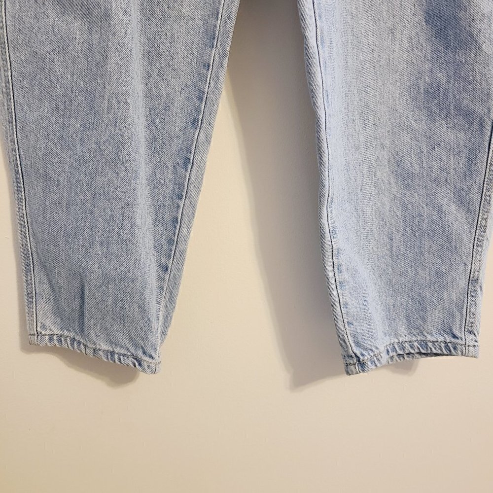 Brittania | Women's Vintage High Waist Light Wash Jeans (Size 18 Average) - Picture 8 of 14